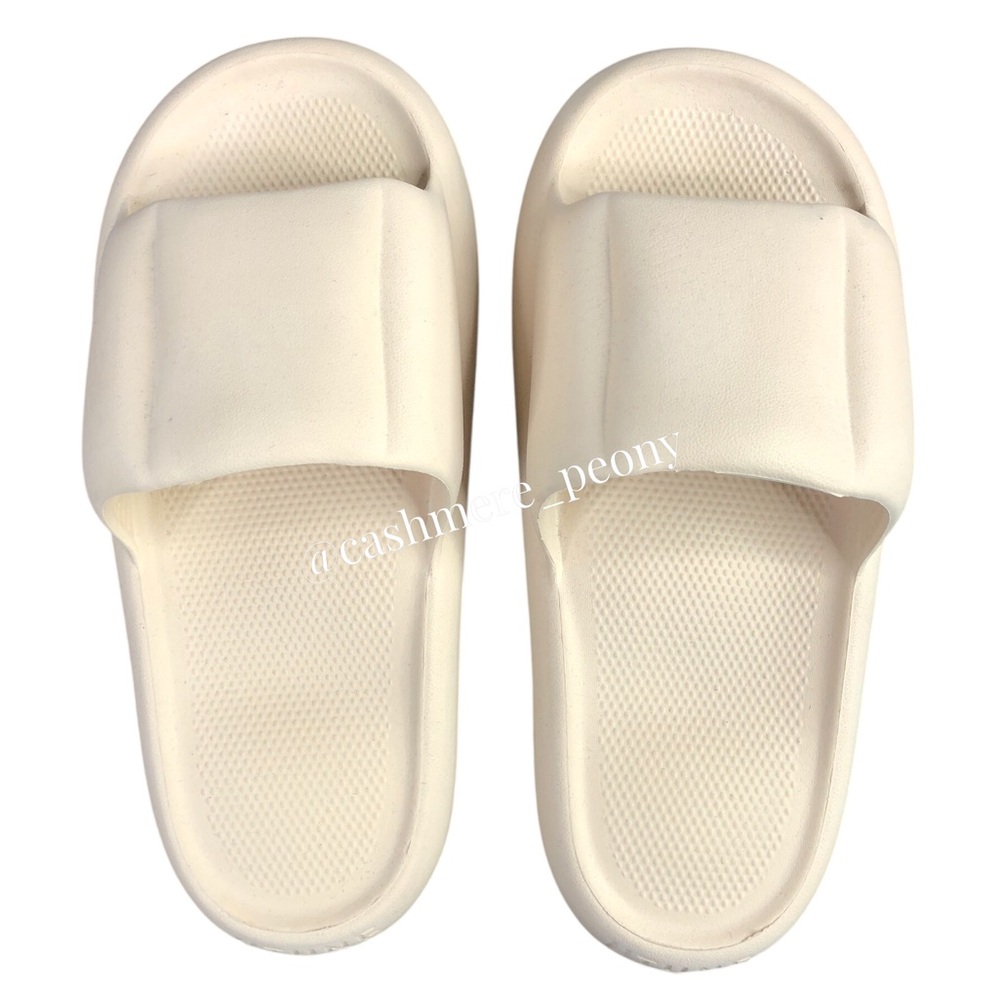 Utune Cream Beige Cloud Slip Sandals Slippers Size 37-38 (US 7-8)
